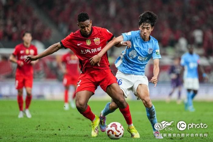 上海海港将对阵大连人，双方实力相差不大的简单介绍
