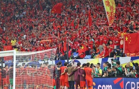 乐鱼体育竞技-热血比赛中，队员们展现出了激情与决心