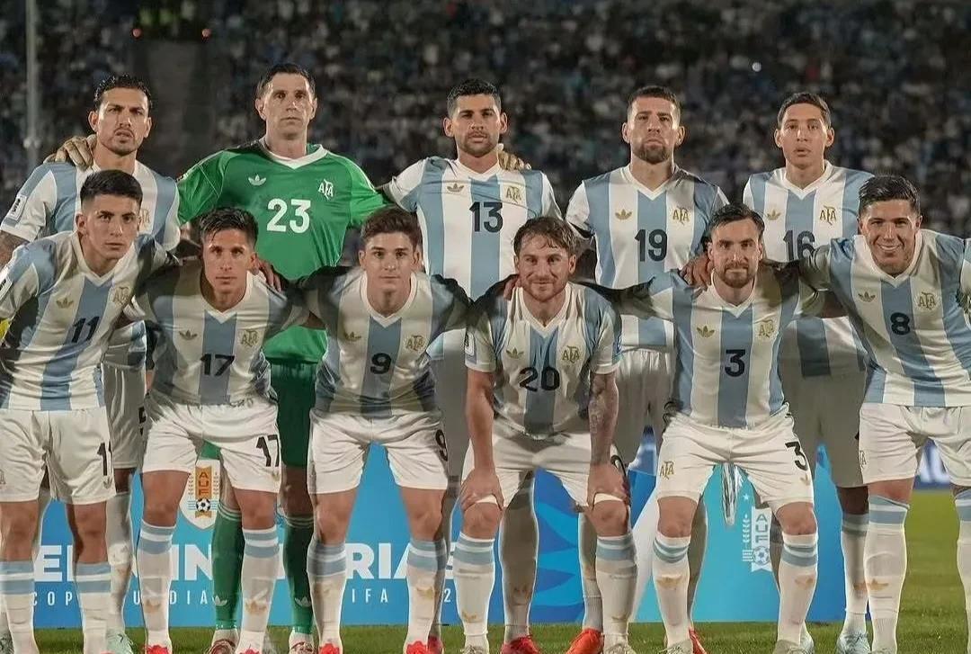 包含南美球队新晋球员表现抢眼,有望成为焦点的词条 包含南美球队新晋球员表现抢眼,有望成为焦点的词条