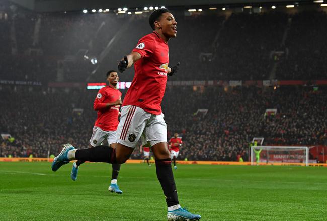 乐鱼体育官方登录入口-马夏尔梅开二度，马赛主场取得胜利