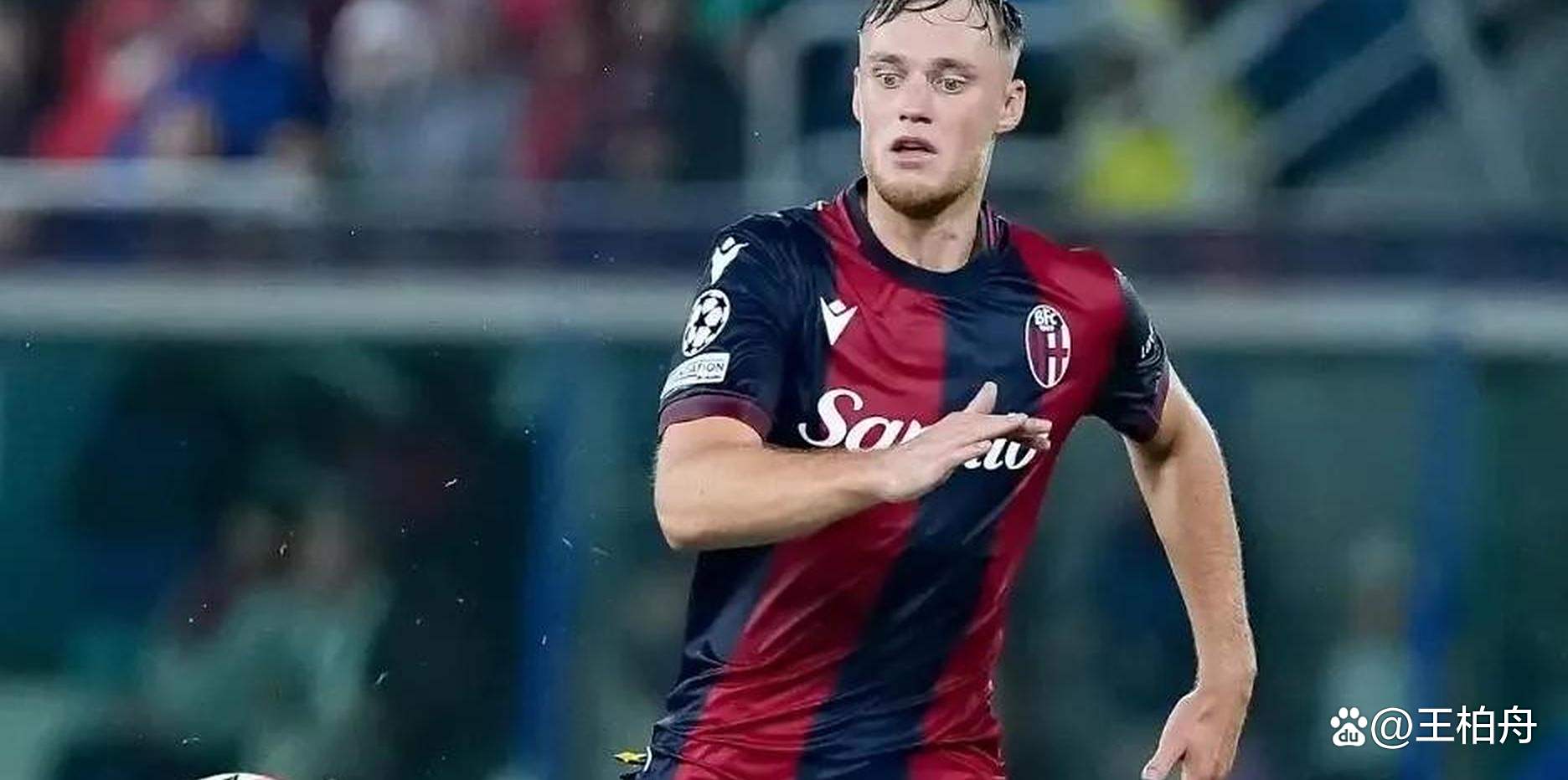 乐鱼体育网站-那不勒斯后卫受伤退出，球队防线再受打击的简单介绍