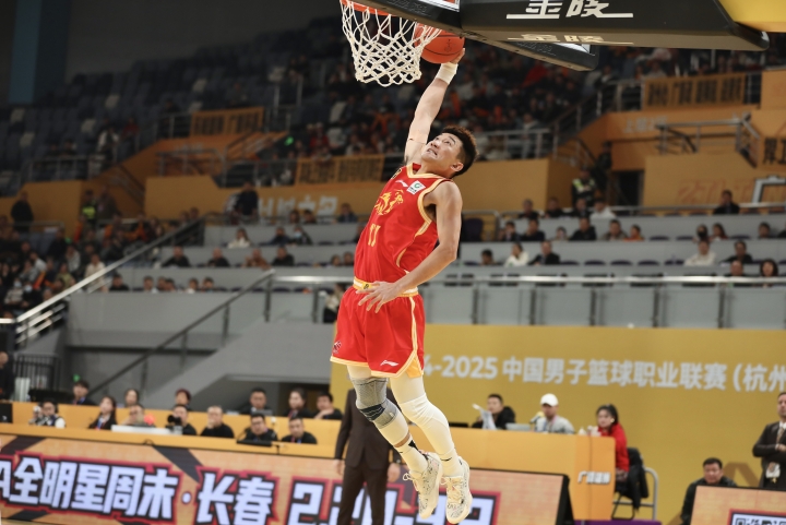 广厦男篮再胜一仗,保持不败纪录 广厦男篮再胜一仗,保持不败纪录