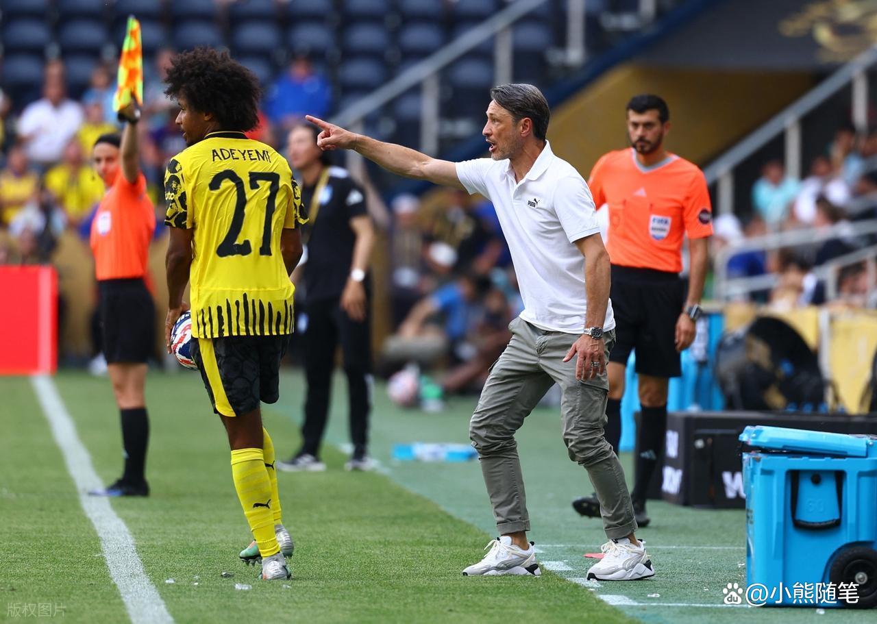 关于非洲球队意外爆冷,击败对手晋级淘汰赛!的信息 关于非洲球队意外爆冷,击败对手晋级淘汰赛!的信息