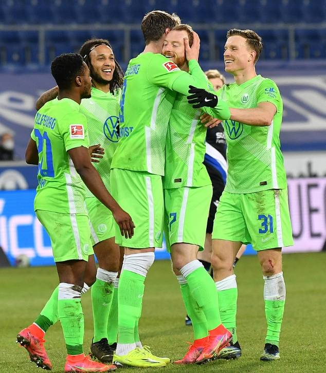 包含门兴格拉德巴赫队员的团队配合,带来了胜利的喜悦的词条 包含门兴格拉德巴赫队员的团队配合,带来了胜利的喜悦的词条