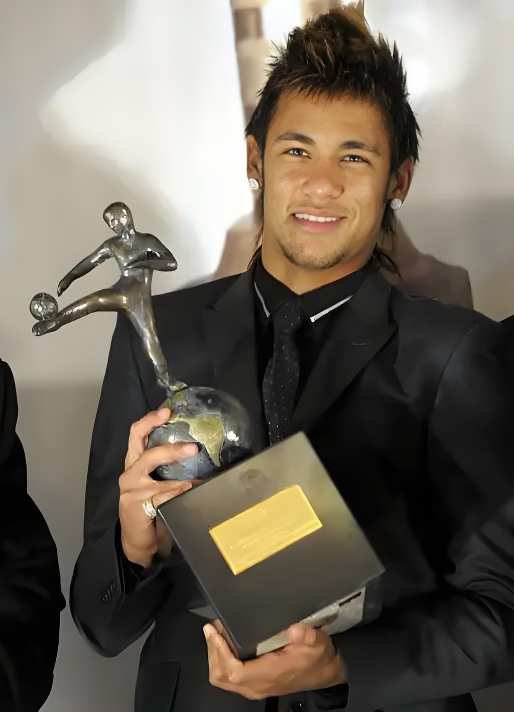 南美球队签下欧洲名将球员，提升竞技水平的简单介绍