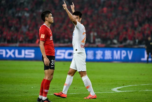 乐鱼体育网页版入口-深圳佳兆业客场不敌武汉卓尔，遭遇失利