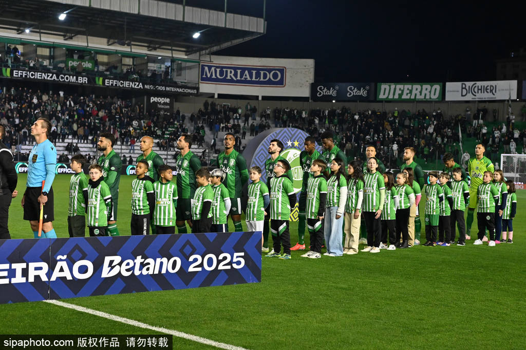 乐鱼体育亚洲官网-瓦拉多利德主场惨败，局势严峻